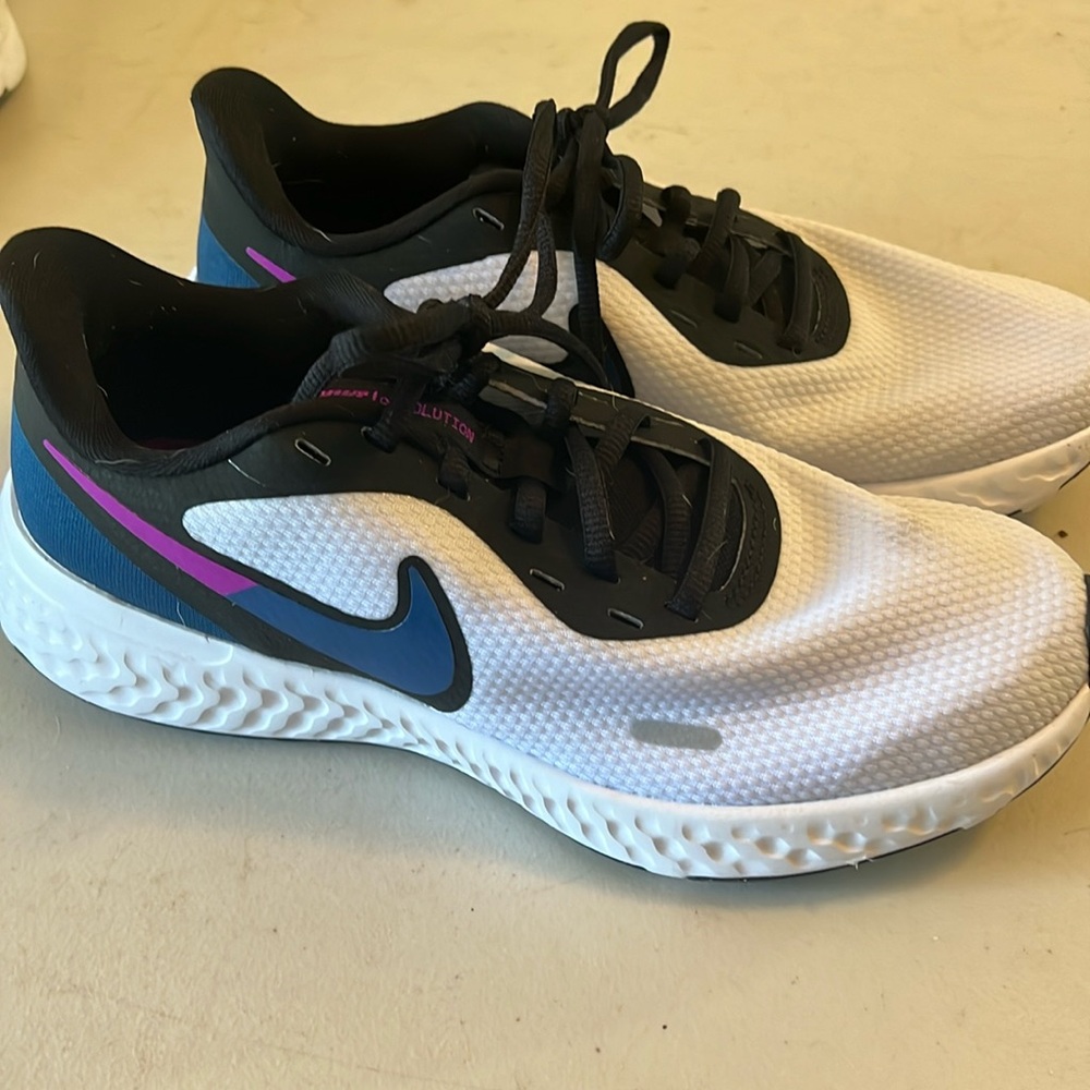 Nike shoes